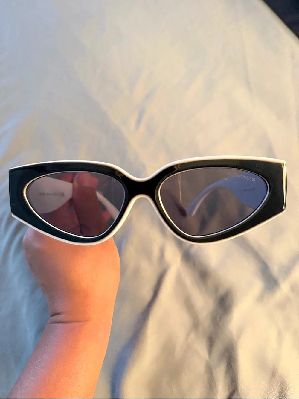 Fashion nova Black and White Cat Eye CC Logo Sunglasses